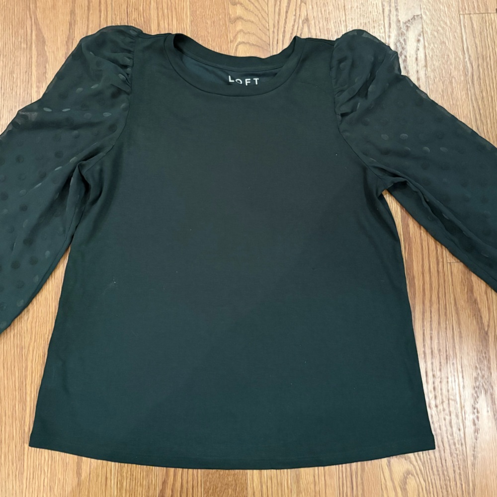LOFT Green Crew Neck Top